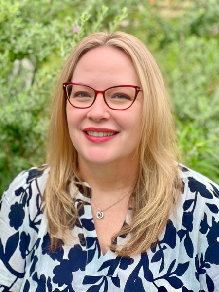 profile photo for Dr. Amber Hinsley